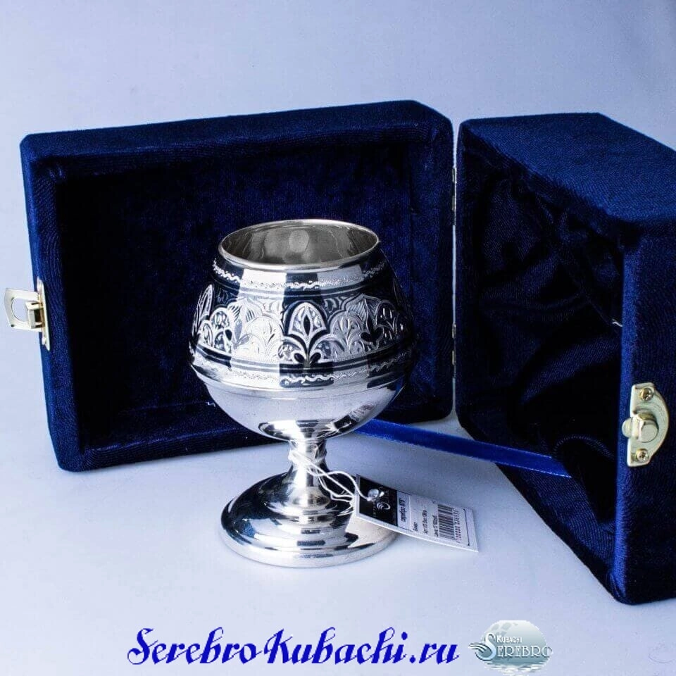 бокал коньячный серебряный