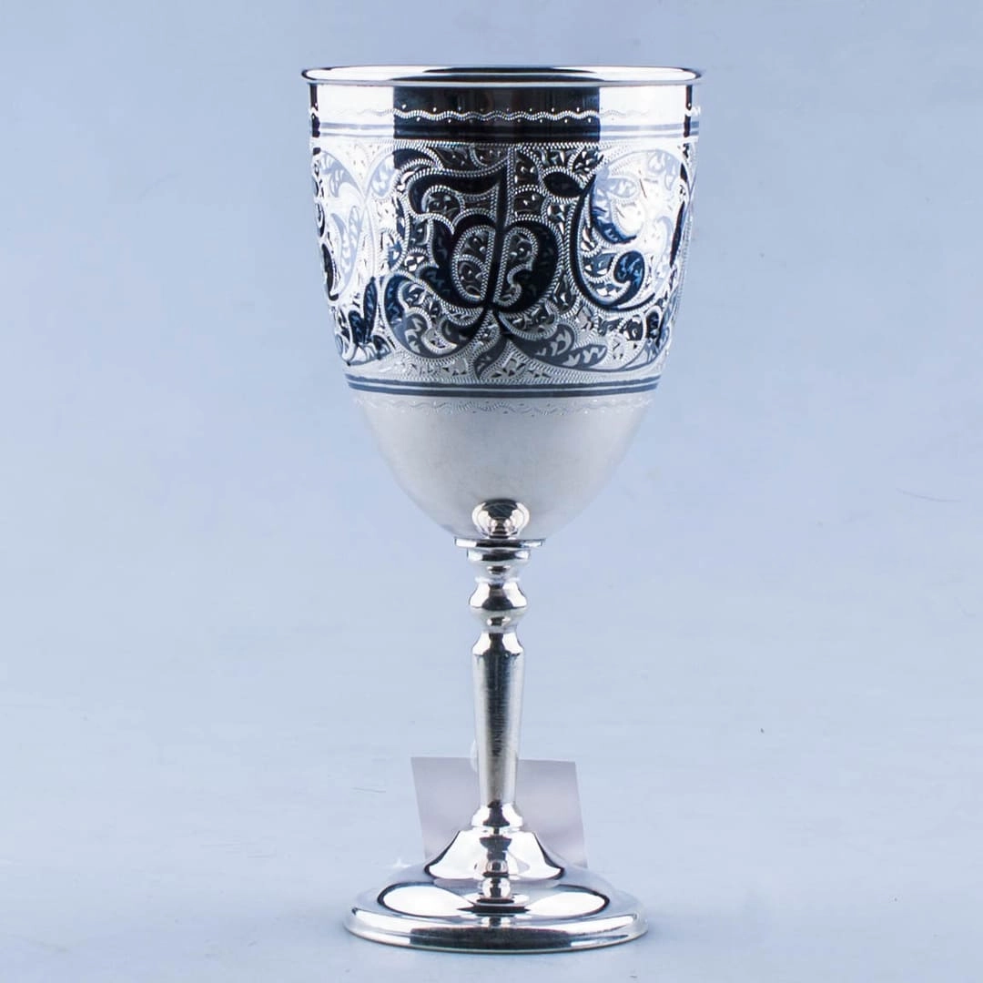 серебряный бокал с монограммой