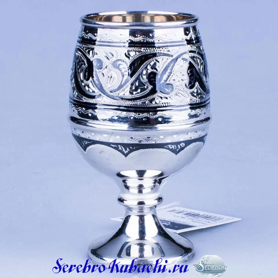 бокал для вина серебро