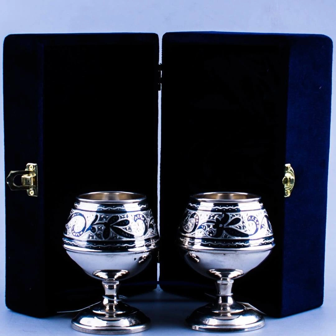 серебряные коньячные бокалы