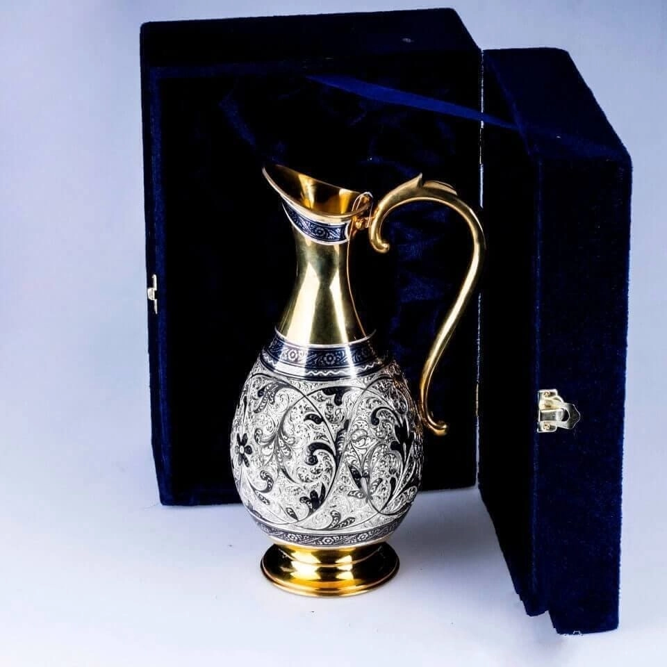 серебряный кувшин кубачи в футляре