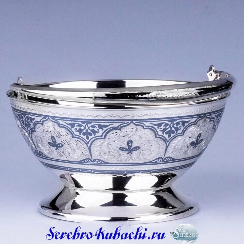 серебряная вазочка