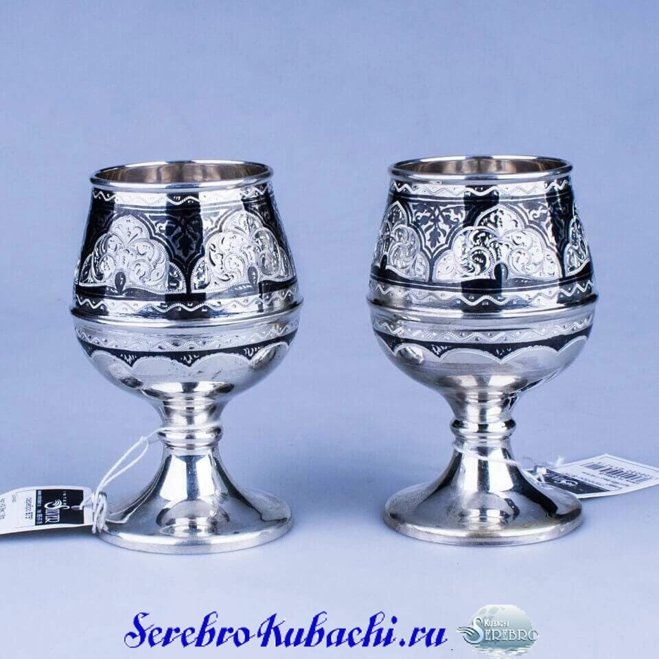 серебряные бокалы для вина