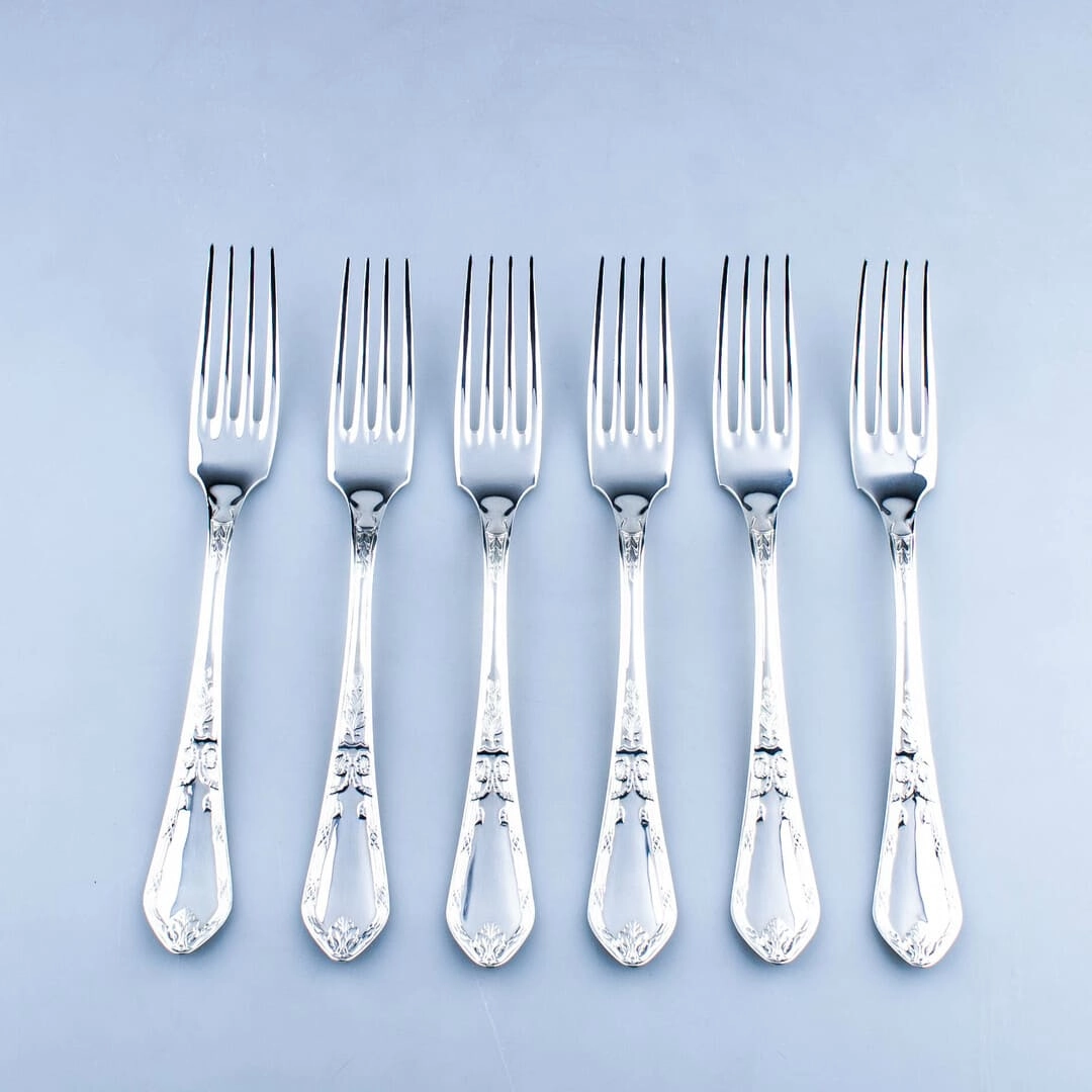 набор серебряных вилок