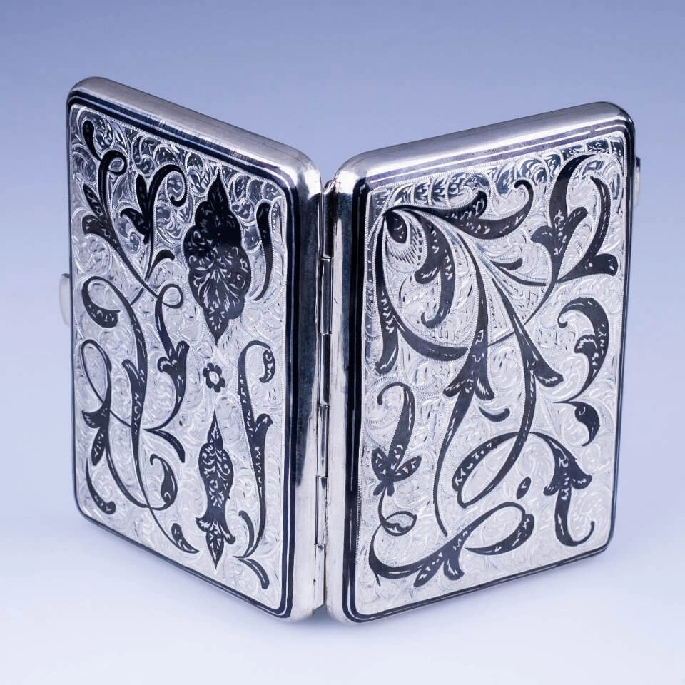 серебряный портсигар