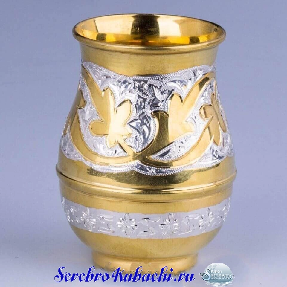 позолоченный серебряный стакан