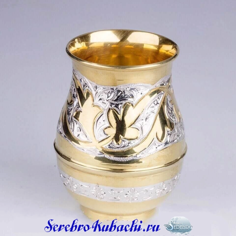 позолоченный серебряный стакан