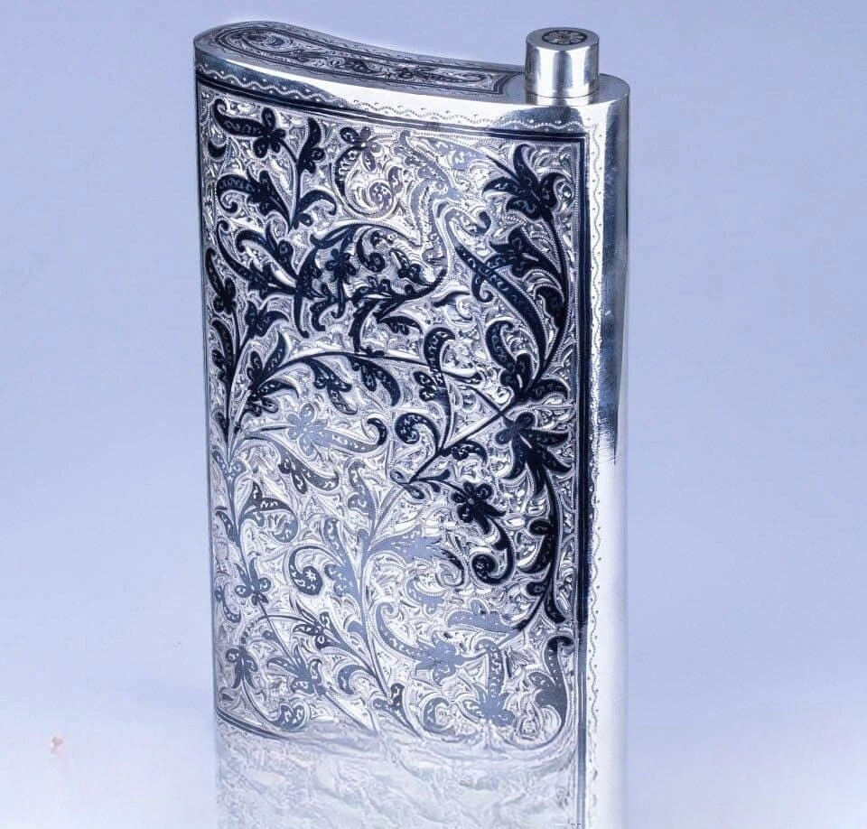серебряная фляга для воды