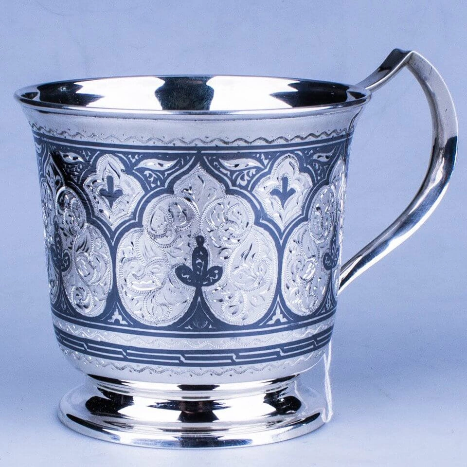 серебряная большая кружка