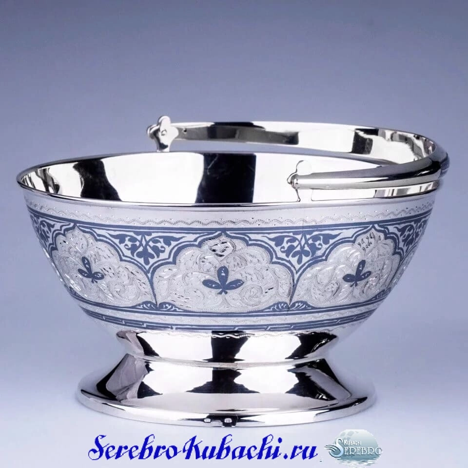 серебряная вазочка