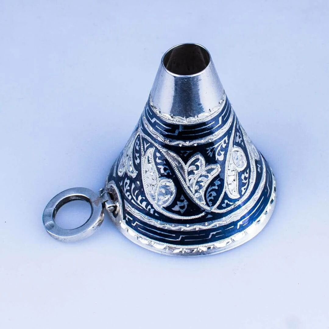 серебряная воронка под флягу