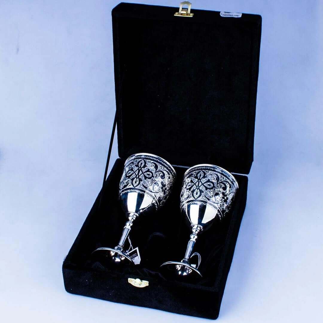 бокалы под вино