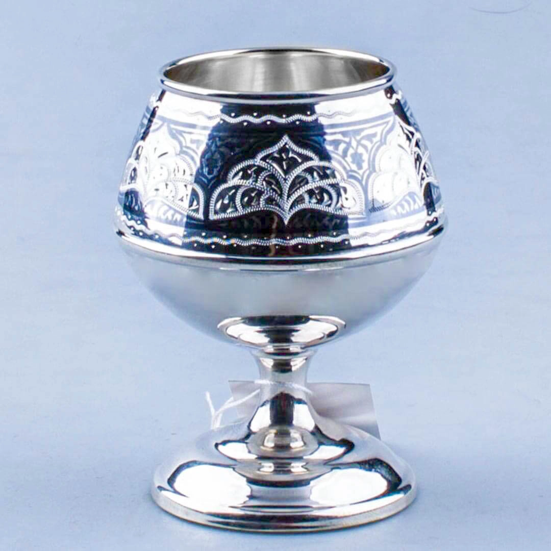 коньячный серебряный бокал