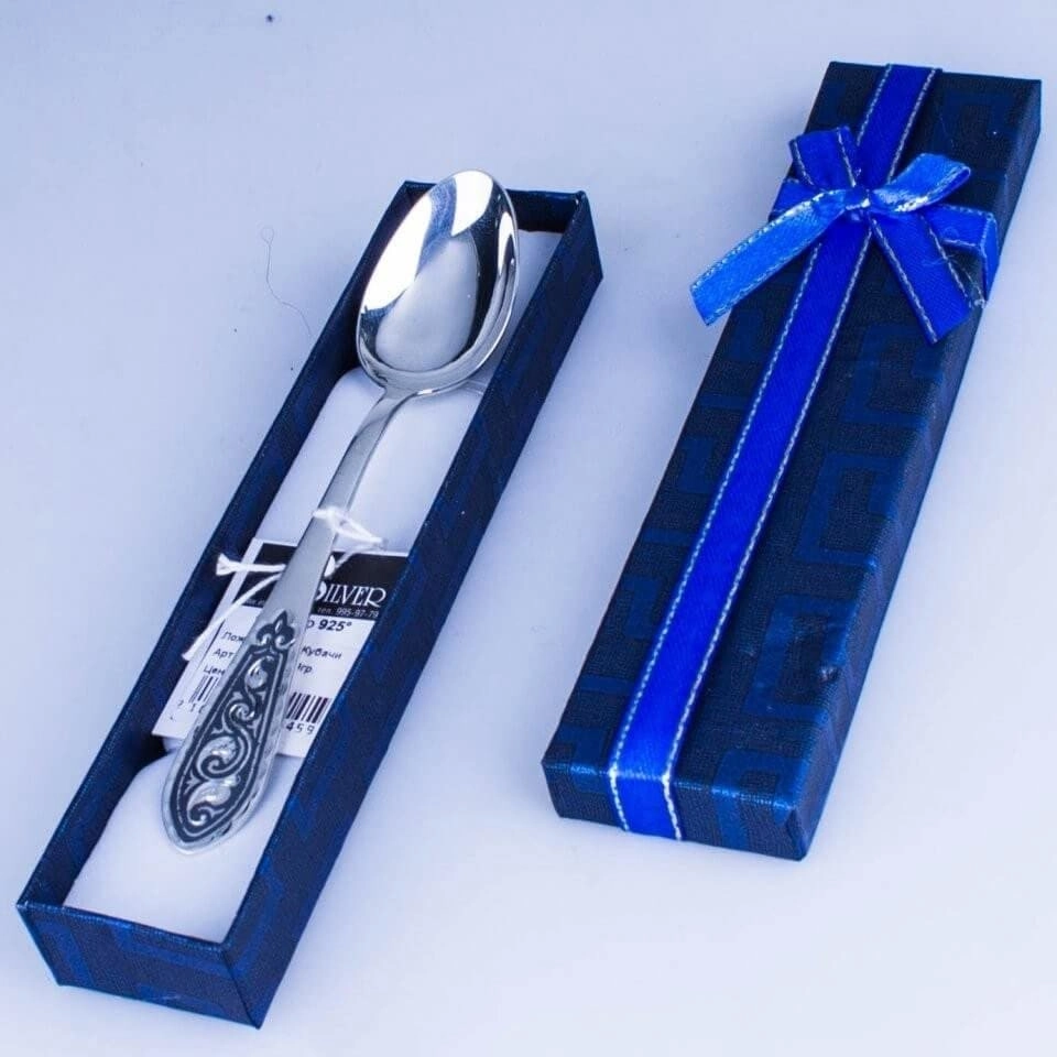 серебряная чайная ложка