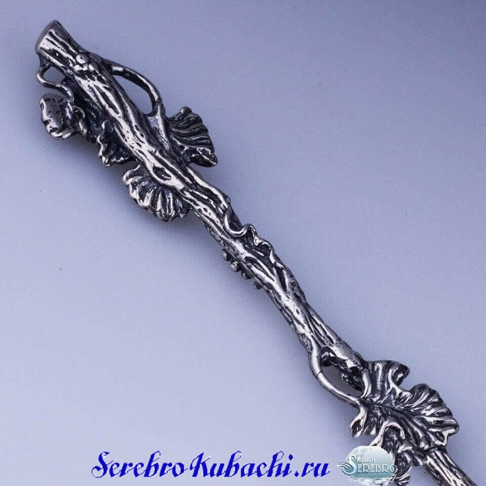 серебряная чайная ложка лоза