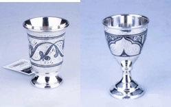 Серебряные рюмки и стопки