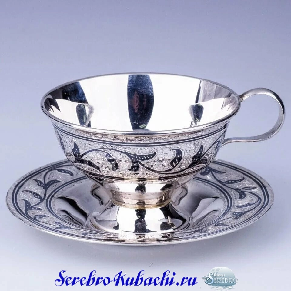 серебряная чайная пара