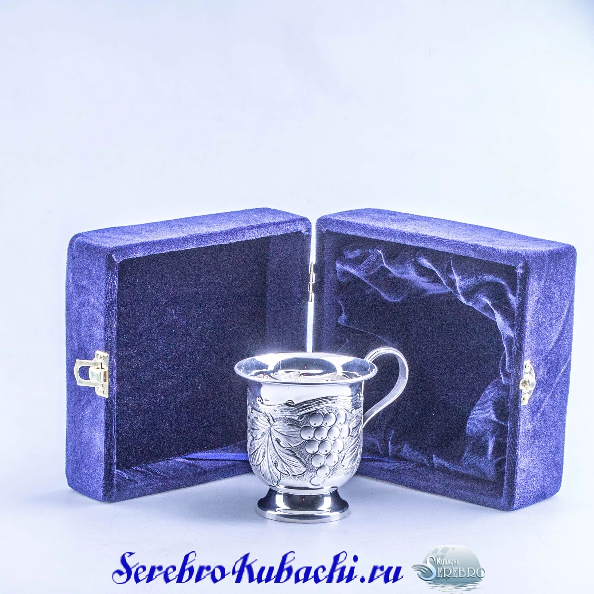 серебряная кружка виноградная лоза