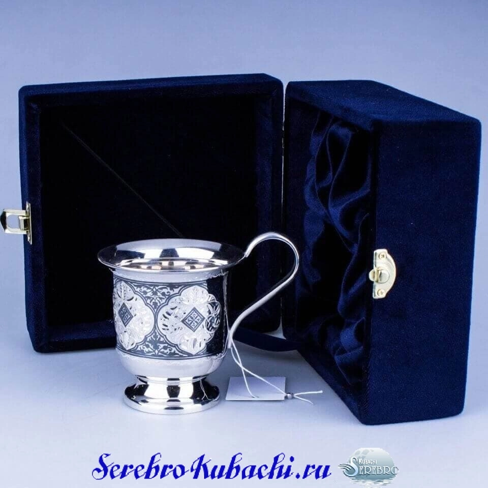 серебряная кружка для чая
