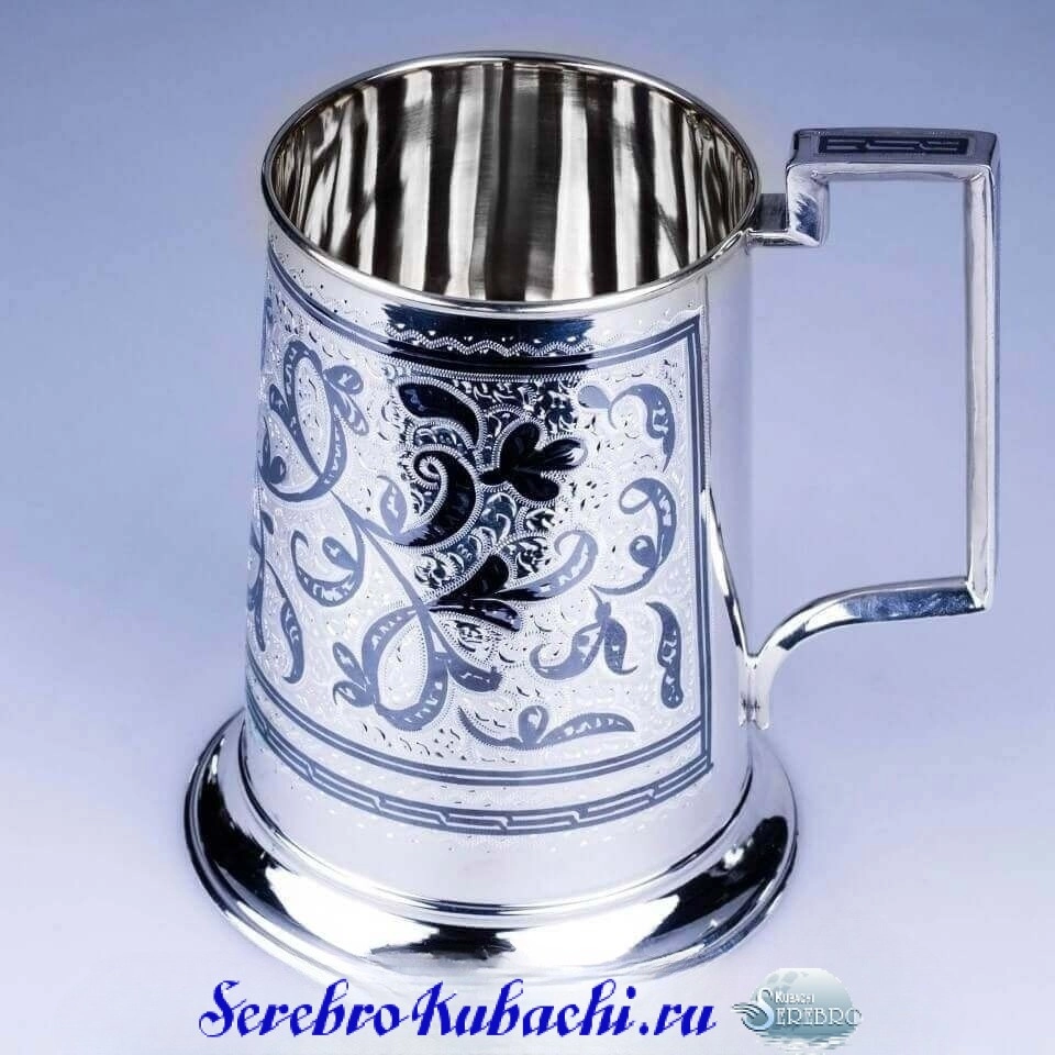 пивная серебряная кружка