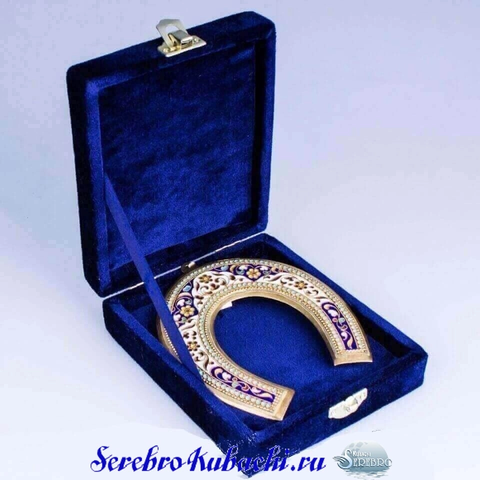 позолоченная серебряная подкова