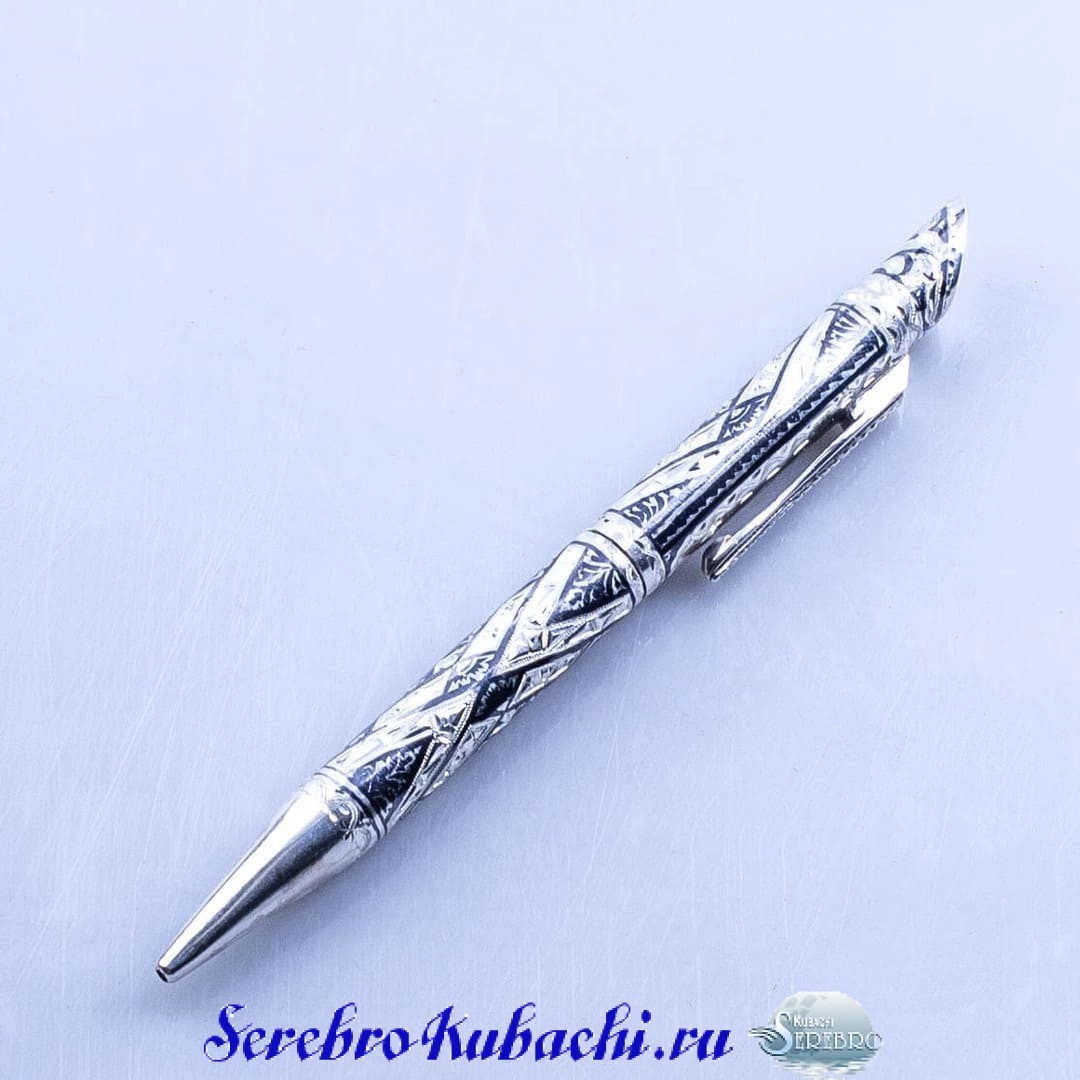 шариковая серебряная ручка