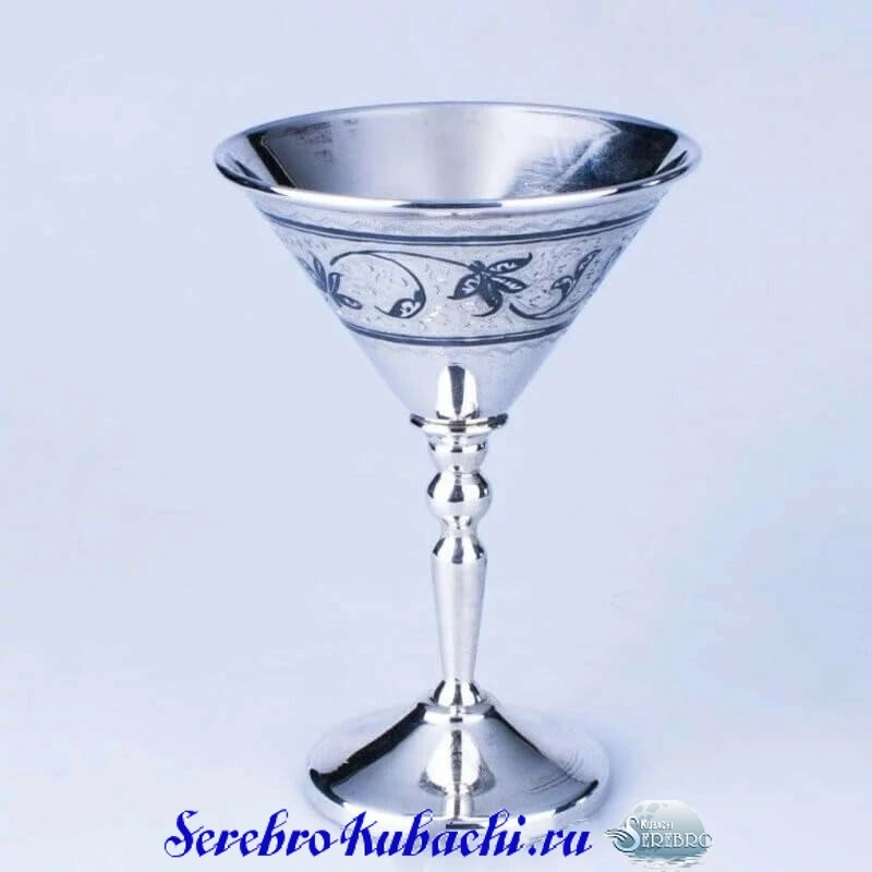 рюмка для мартини