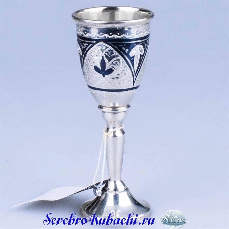 серебряная рюмка для коньяка