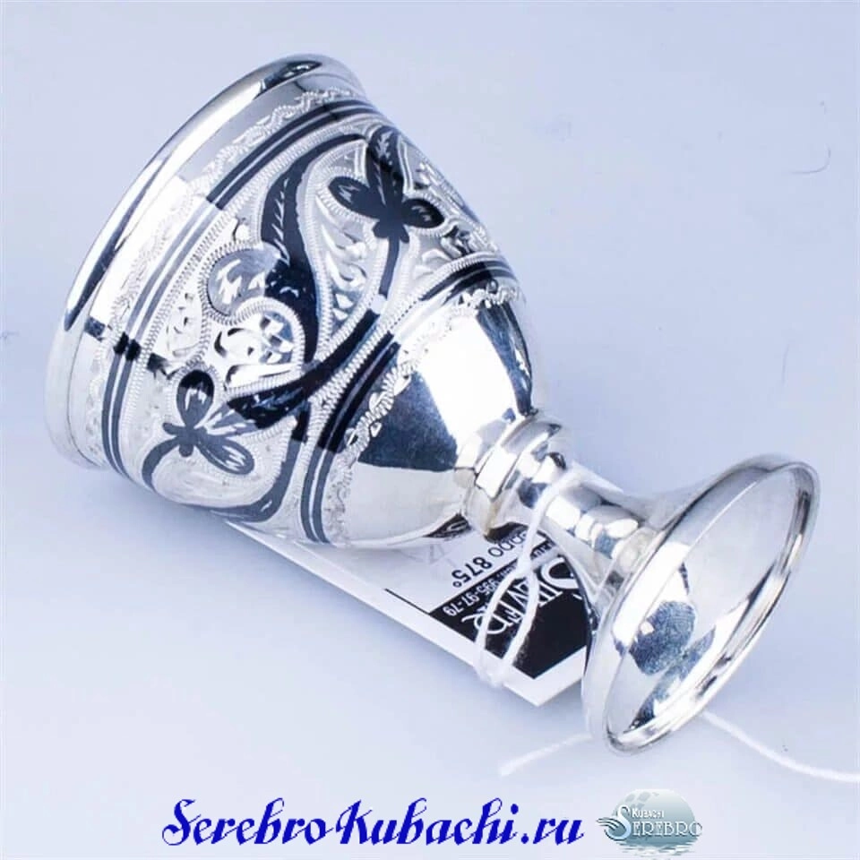 серебряная рюмка под водку