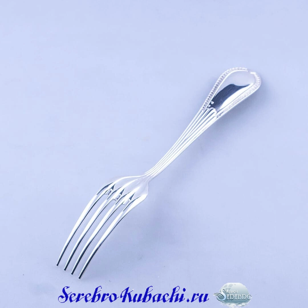 серебряная вилка