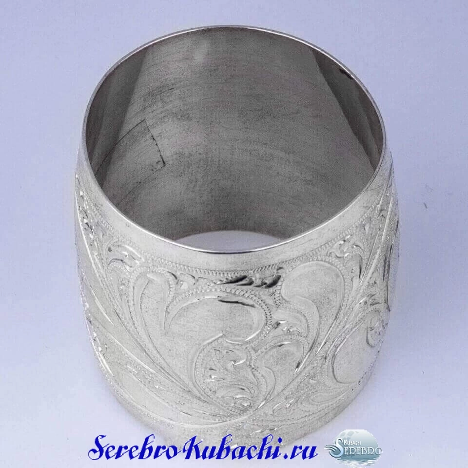 серебряное кольцо для салфетки