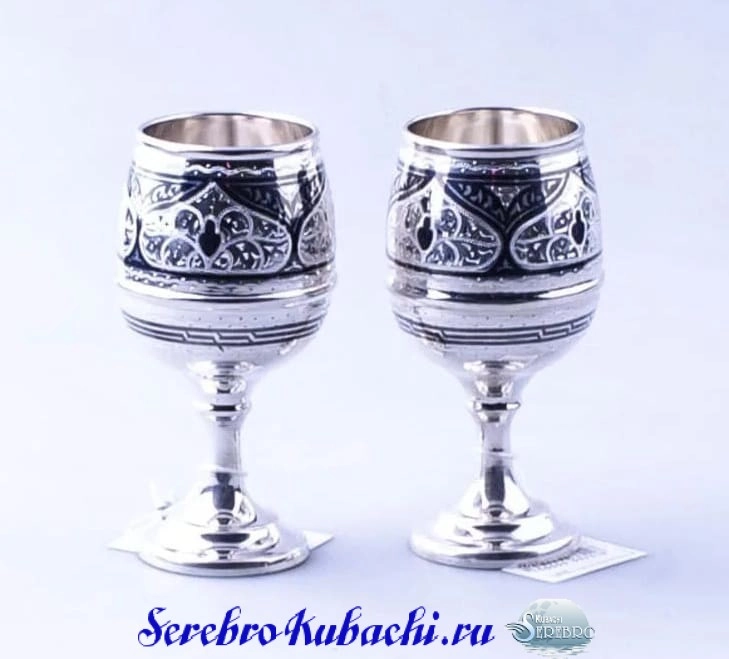 серебряные бокалы
