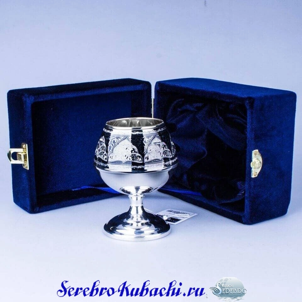 коньячный бокал серебряный