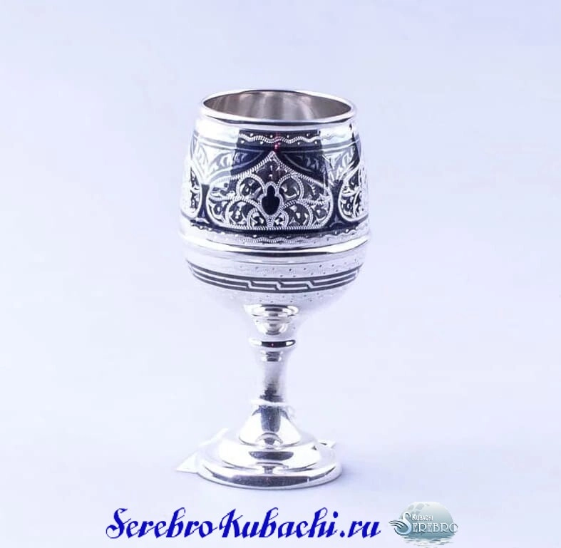 недорогой серебряный бокал