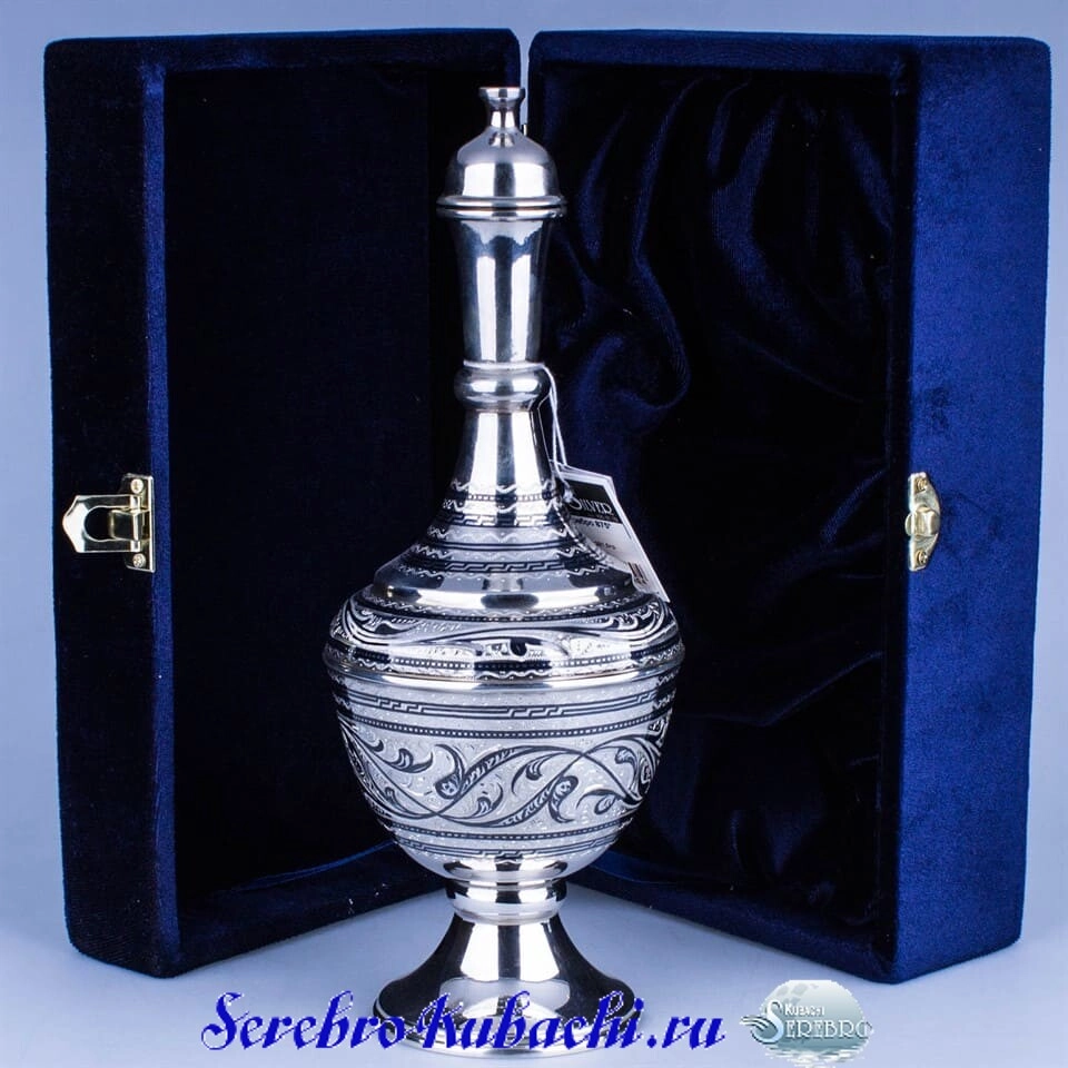 серебряный графин для воды