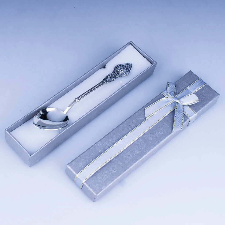 серебряная ложка весы в футляре