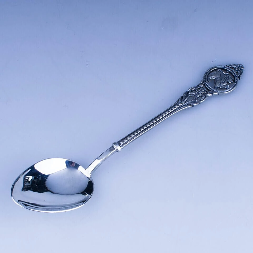 ложка лев