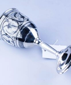 серебряный бокал для вина