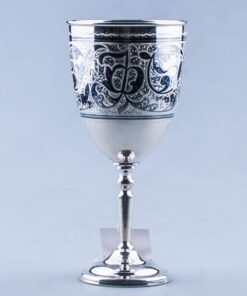 серебряный бокал с монограммой