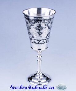 бокал кубок серебряный