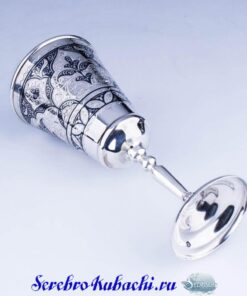 бокал кубок серебряный