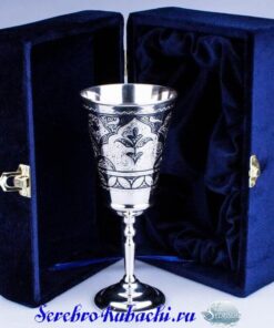 бокал кубок серебряный