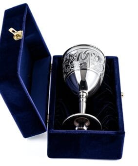 бокал серебряный с монограммой