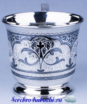 серебряная большая кружка