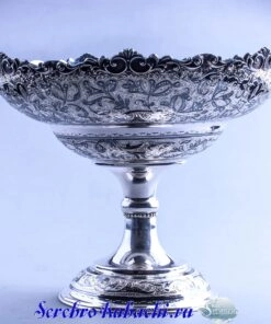 красивая серебряная фруктовница