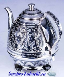 большой серебряный заварочный чайник
