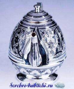 большой серебряный заварочный чайник