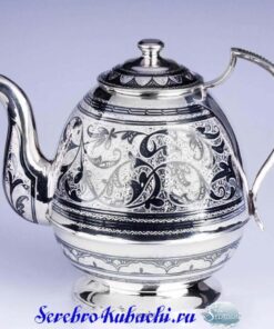 большой серебряный заварочный чайник