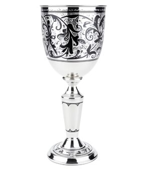 большой серебряный кубок