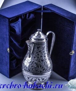 большой серебряный кувшин